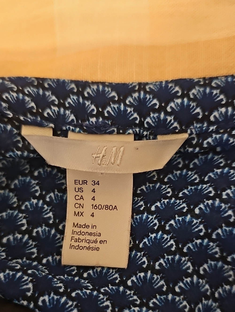 H&M DRESS - Picture 4 of 4
